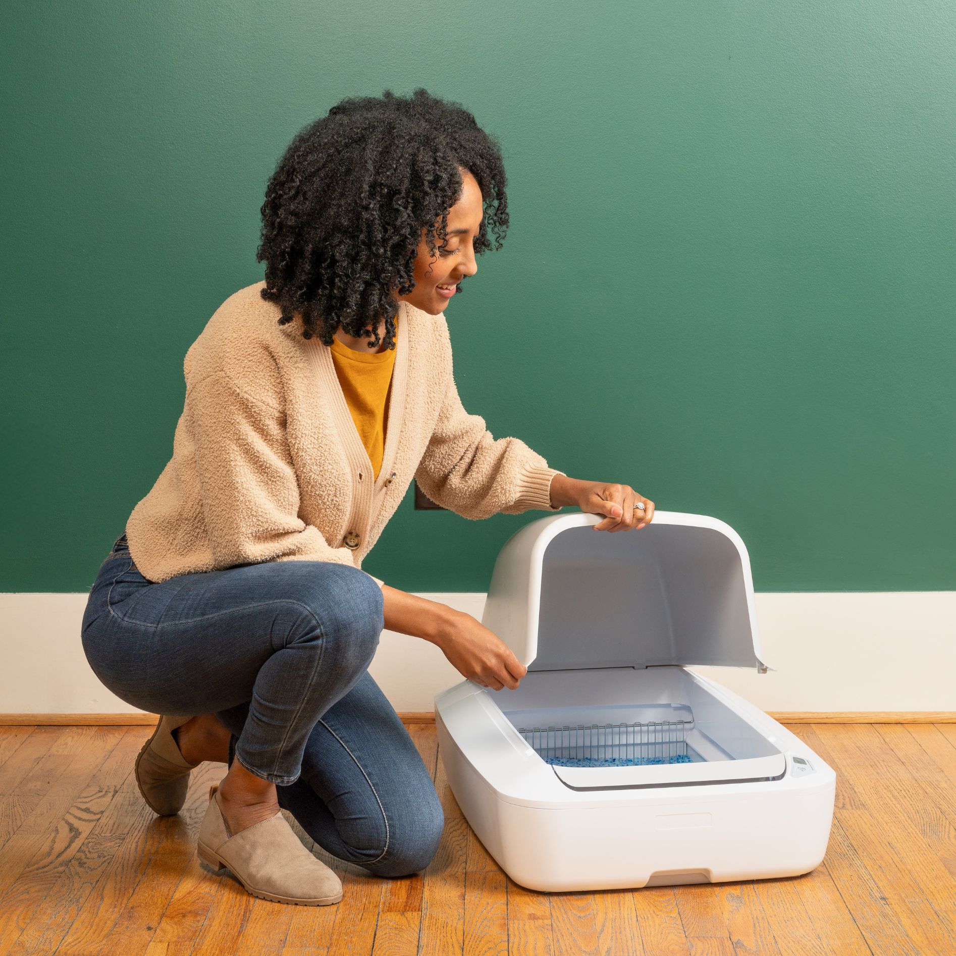 PetSafe® ScoopFree® Crystal Pro Self-Cleaning Litter Box